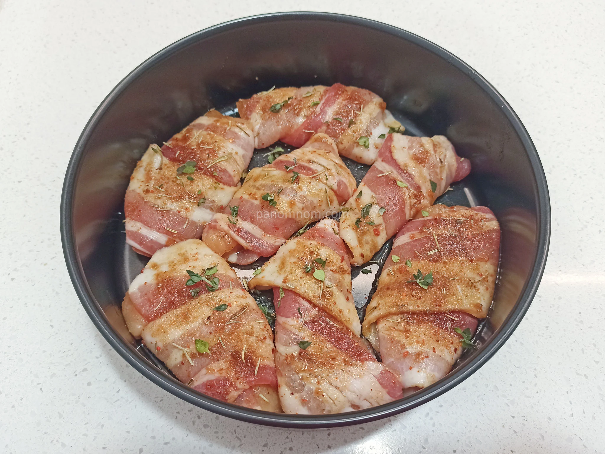 Tasty and Easy Baked Chicken with Bacon Recipe | Panomnom